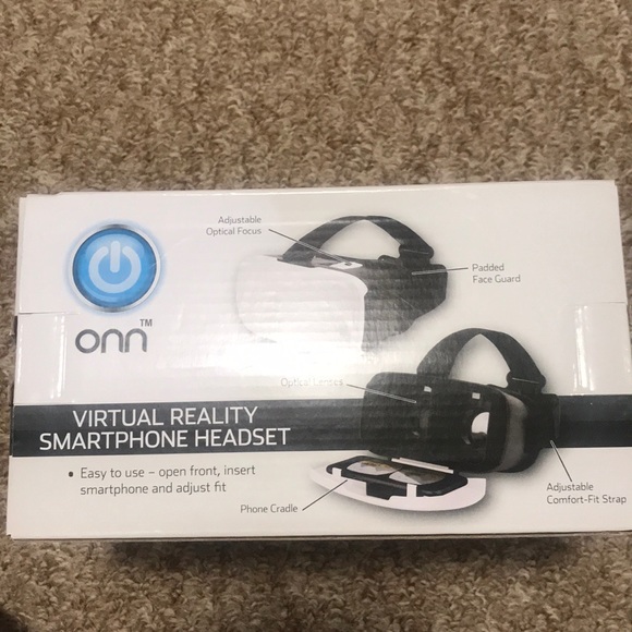 Virtual Reality Smartphone Headset - Picture 2 of 3